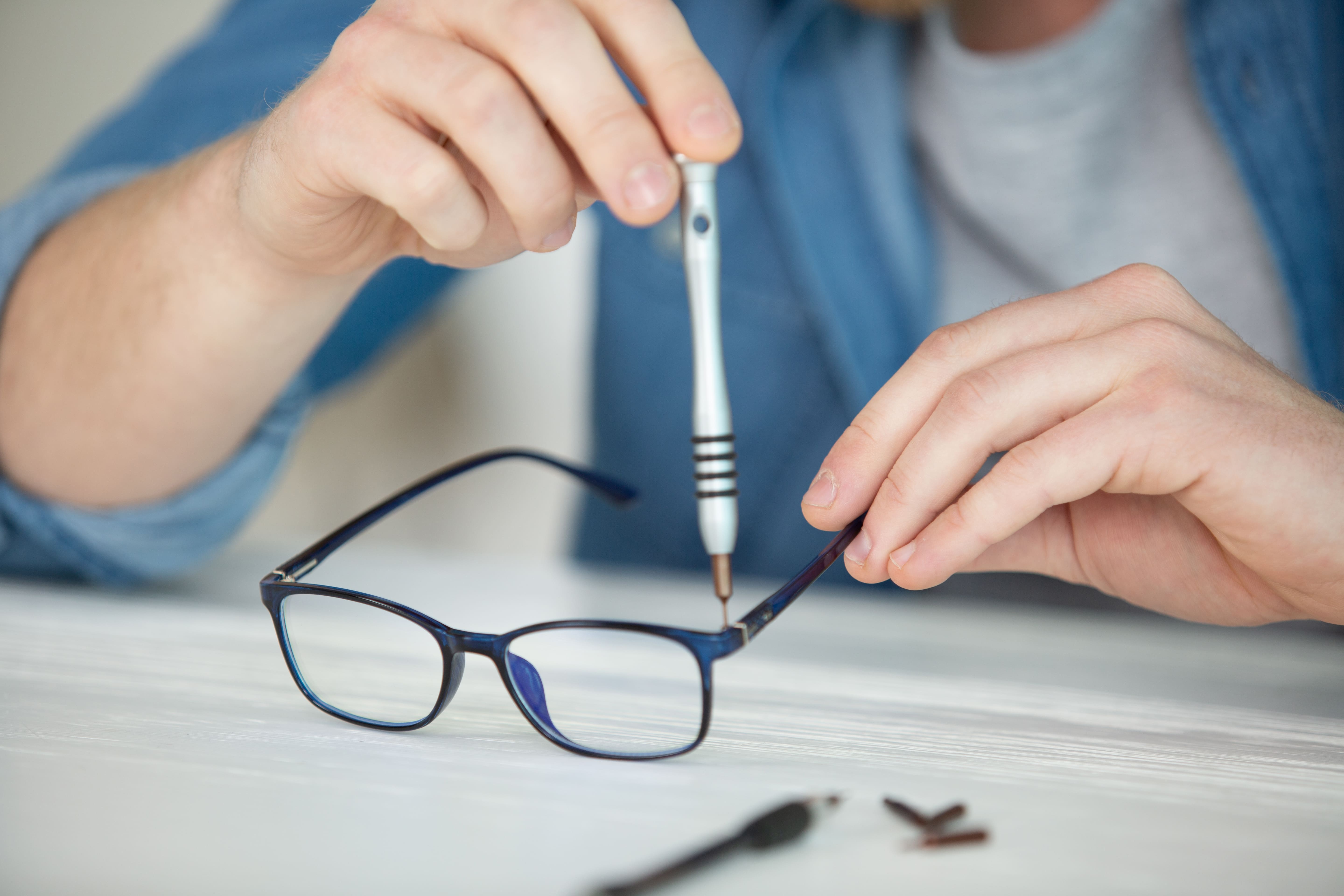 How to Adjust Your Glasses